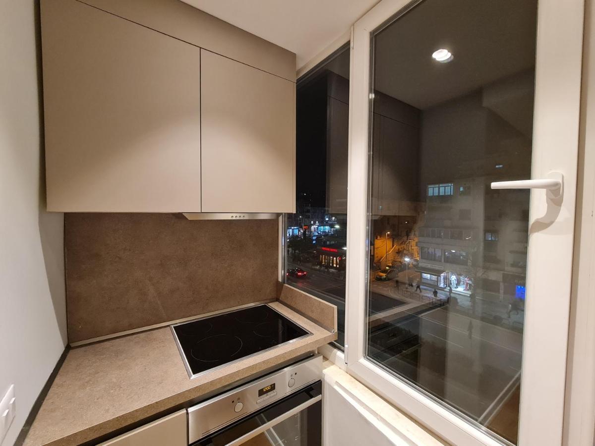 Adore - Modern Studio Tirana Exteriör bild