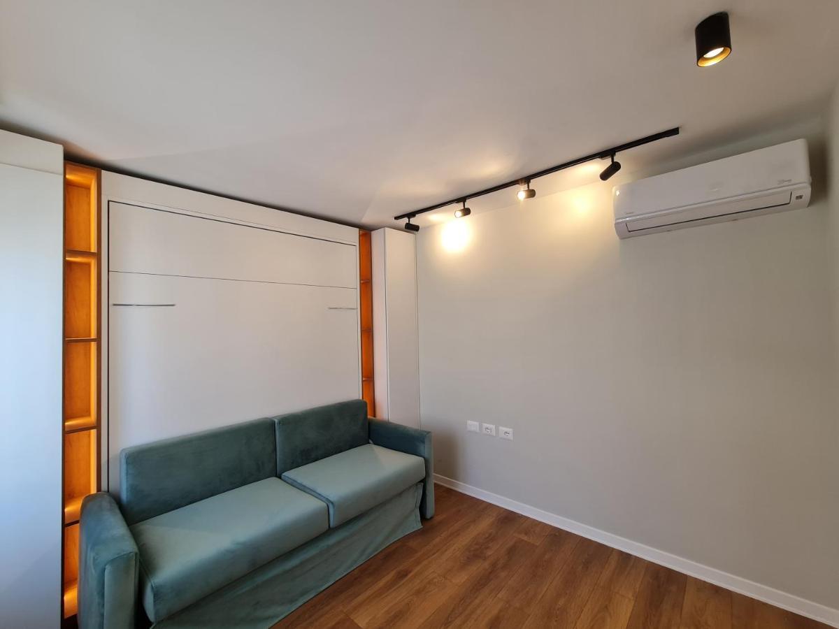 Adore - Modern Studio Tirana Exteriör bild